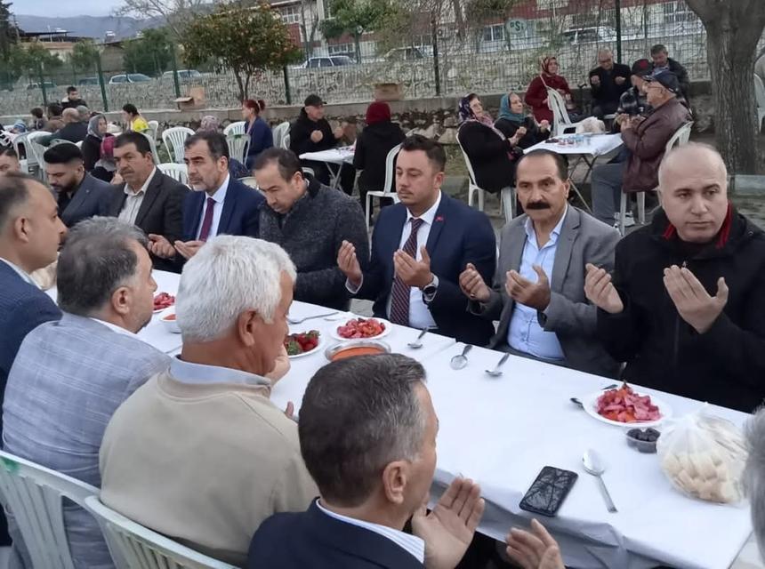 MKYK Üyesi Özkan, Yenipazar’da temaslarda bulundu