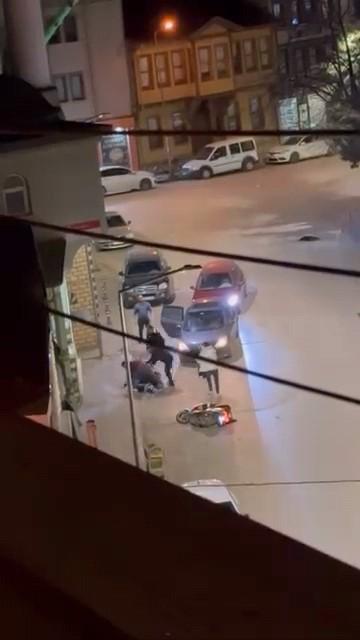 Kardeşler birbirine girdi: Ağabeyini bıçaklayıp kaçtı