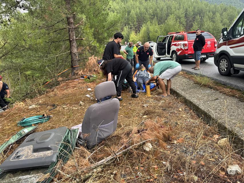 Hastaneden taburcu oldu, dönüş yolunda kazada öldü