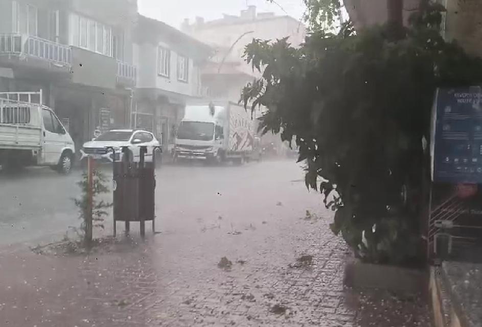 Tavas’ta sel felaketi