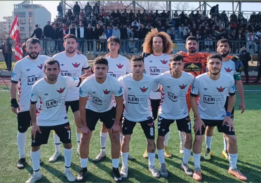 Neşetiyespor'dan Play-Off'a muhteşem başlangıç
