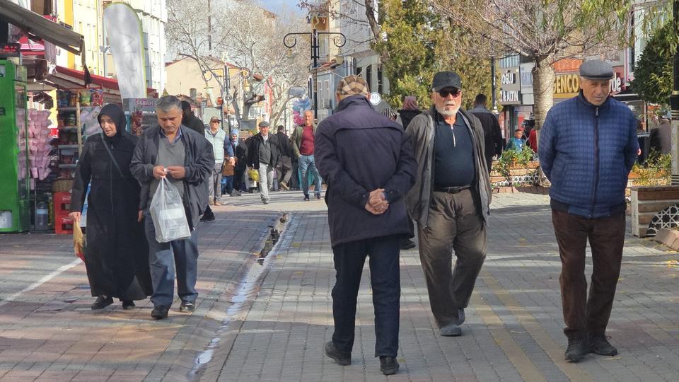 Emekli sayısı aktif çalışanları geçti