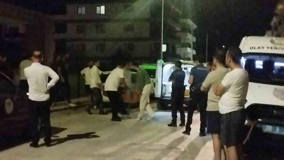 DENİZLİ’DE BİR SÜREDİR HABER ALINAMAYAN ADAM AİLESİ TARAFINDAN EVİNDE ÖLÜ BULUNDU. (BURAK İLEMİN - HÜSEYİN YILMAZ/DENİZLİ-İHA)
