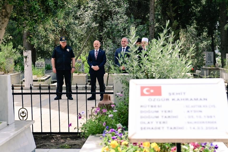 Aydın Valisi Varol şehitleri unutmadı