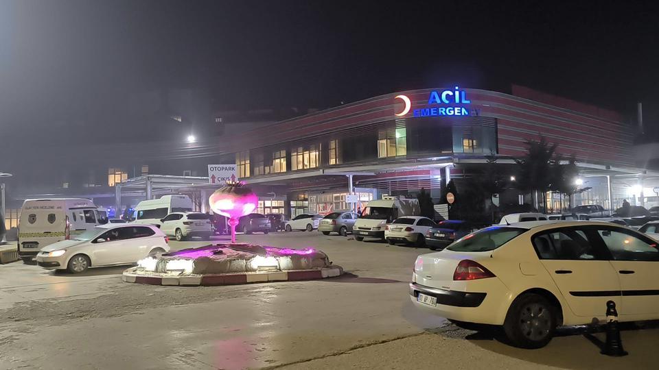HASTANEDE DEHŞET: TARTIŞTIĞI KADINI ÖLDÜRDÜ ARDINDAN KENDİNİ VURDU