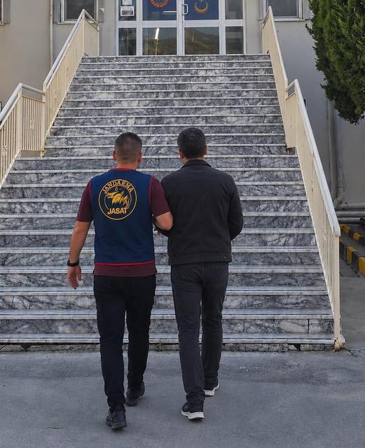 Aydın’da 12 yıl hapis cezasıyla aranan hükümlü yakalandı