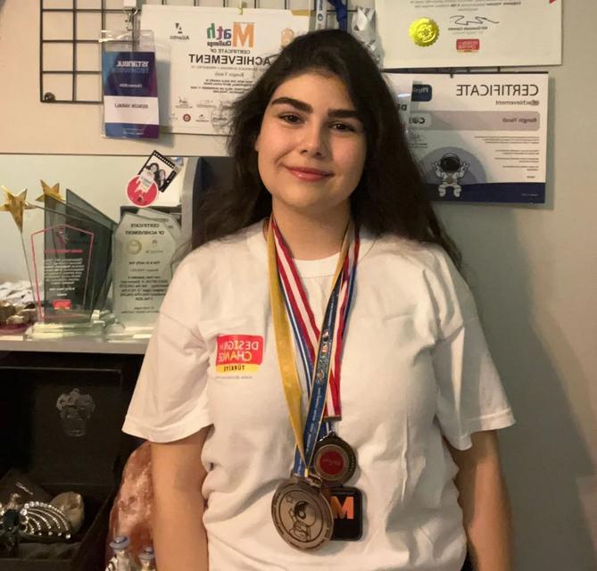 Aydınlı Rengin Yaralı ABD yolcusu