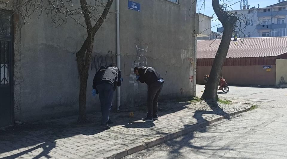 BOŞANMAK İSTEMEYEN EŞİNE KURŞUN YAĞDIRDI