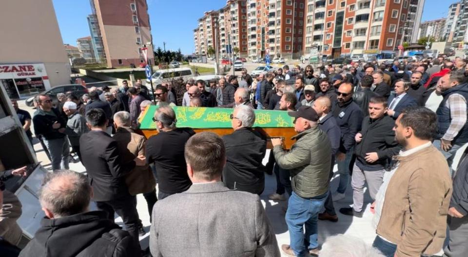 5'inci kattan düşen çocuk hayatını kaybetti