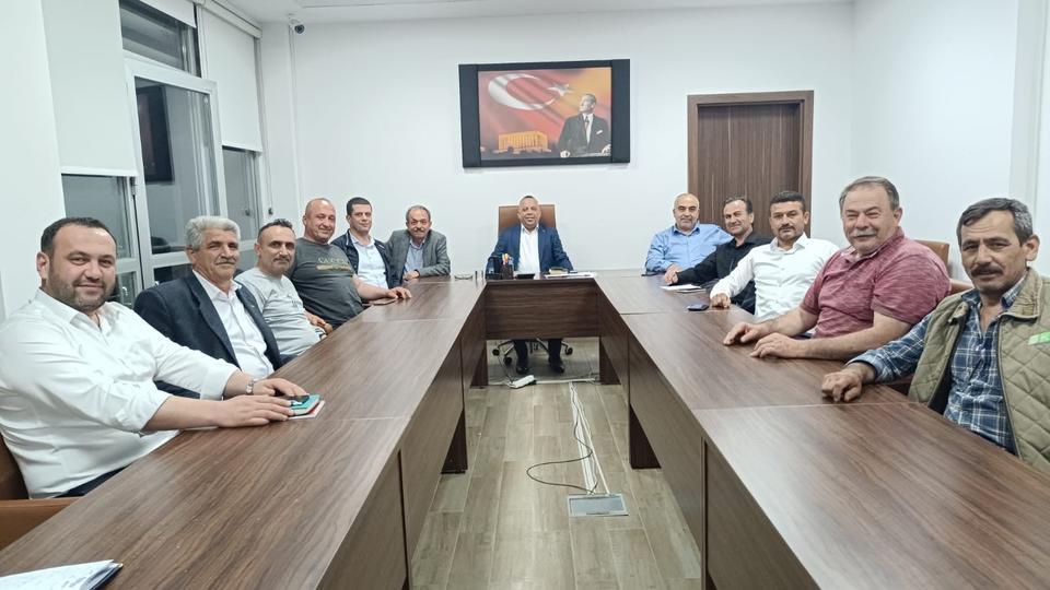 Önce halka soruyor, sonra uyguluyor