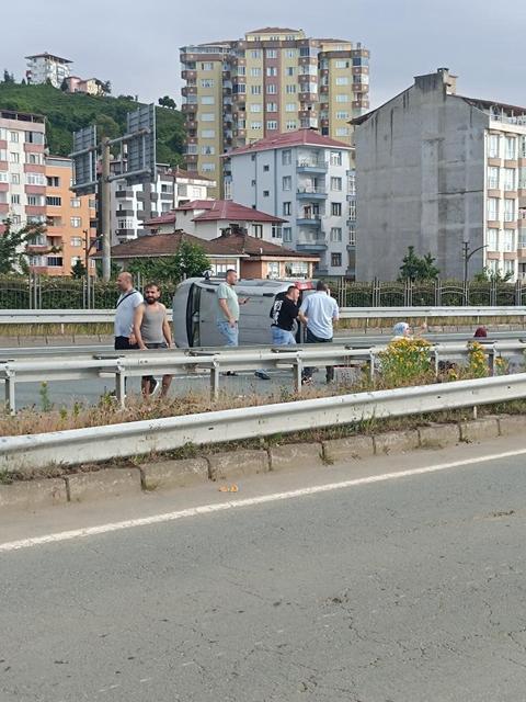 Bayram dönüşü kaza: 2 ölü, 3 yaralı