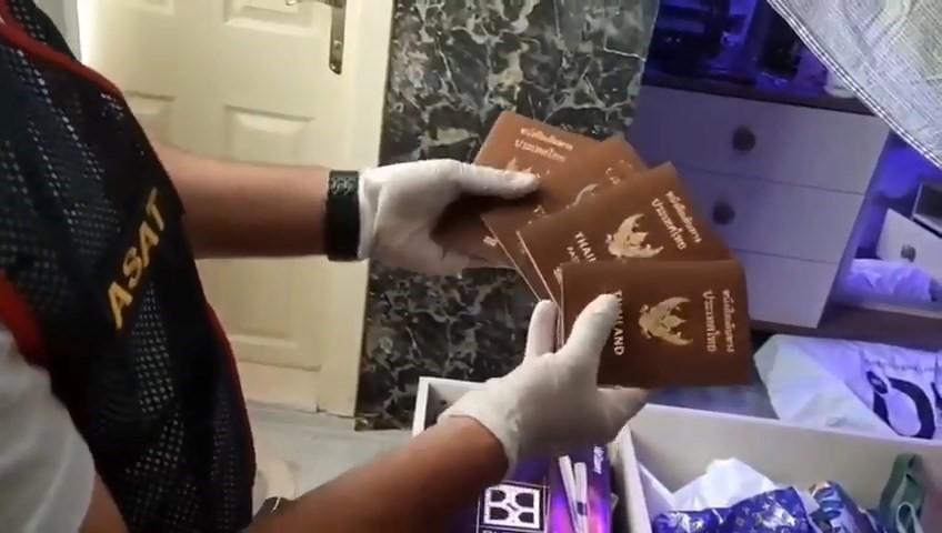 MASAJ ADI ALTINDA FUHŞA GEÇİT YOK: 5 GÖZALTI FUHŞA ZORLANAN 12 TAYLANDLI KADIN KURTARILDI BURSA İL JANDARMA KOMUTANLIĞI'NDAN İNSAN TACİRLERİNE GEÇİT YOK