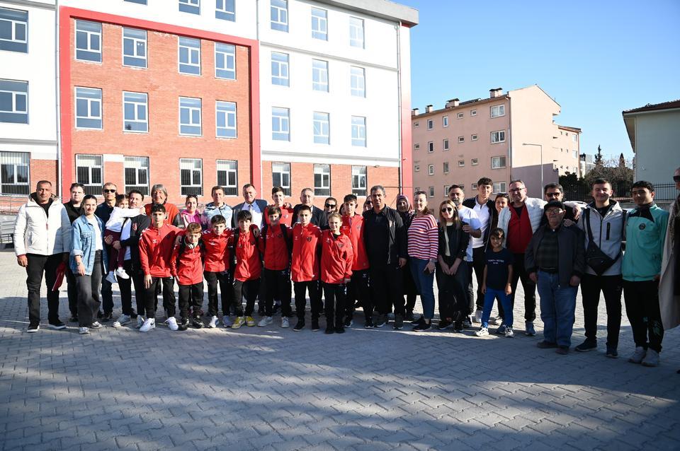 Savaş hattında kalan Aydınlı sporcular yurda döndü