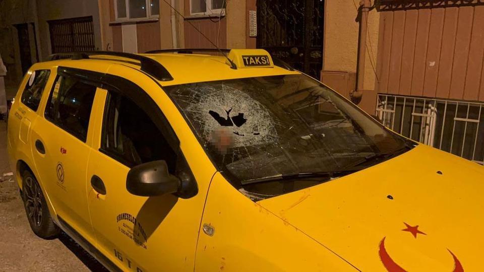 Annesini öldürüp dehşet saçtı