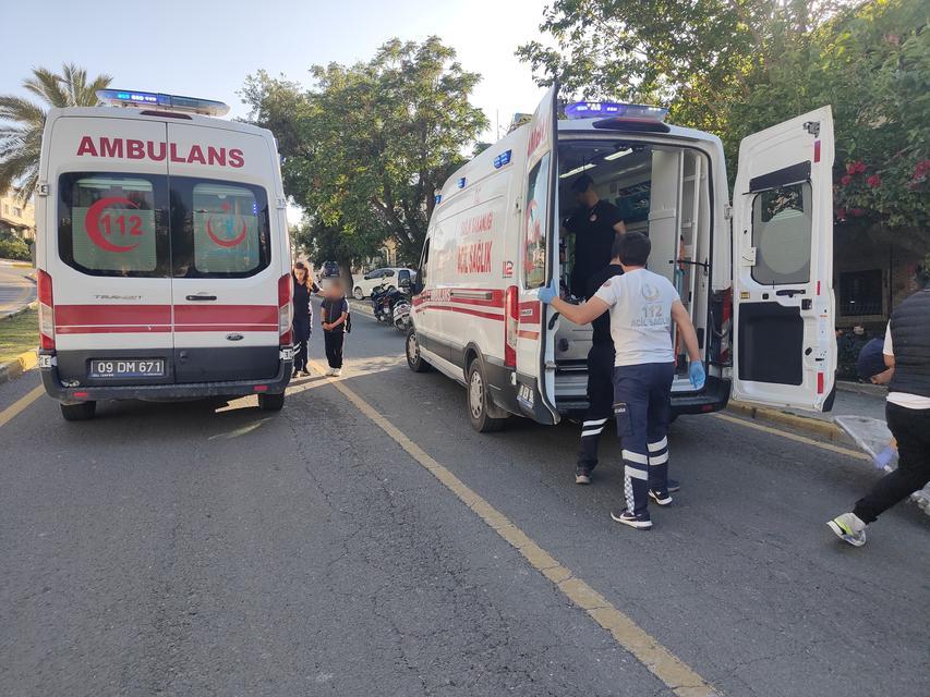KONTROLDEN ÇIKAN MOTOSİKLET AĞACA ÇARPTI: 1 AĞIR YARALI