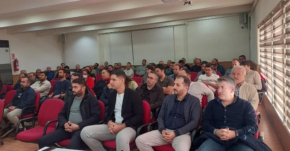 AYDIN'DA VETERİNER HEKİMLERE 'ŞAP HASTALIĞI' EĞİTİMİ VERİLDİ