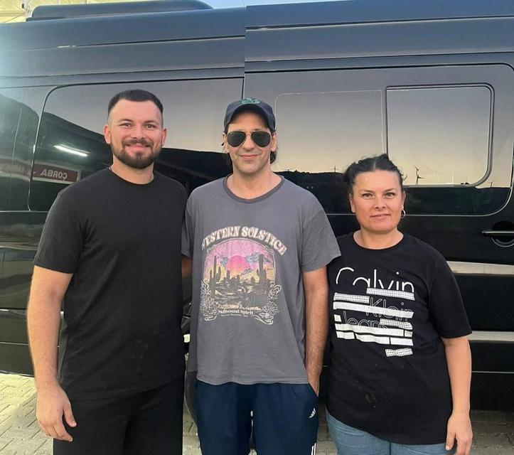 Ünlü rock grubu Söke’de lezzet molası verdi