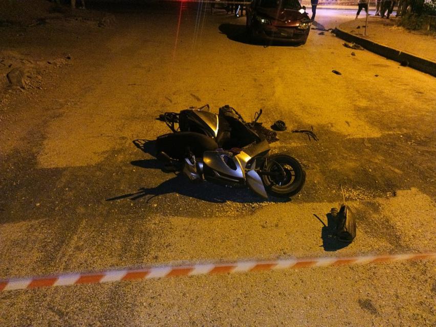 Otomobille çarpışan motosikletin sürücüsü hayatını kaybetti