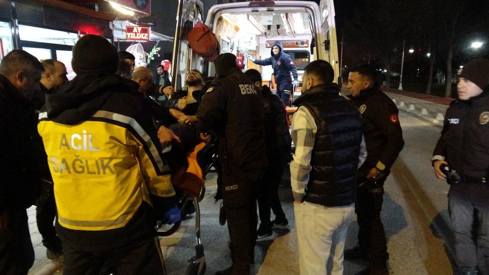 Husumetlilerin kavgası kanlı bitti: 1 yaralı