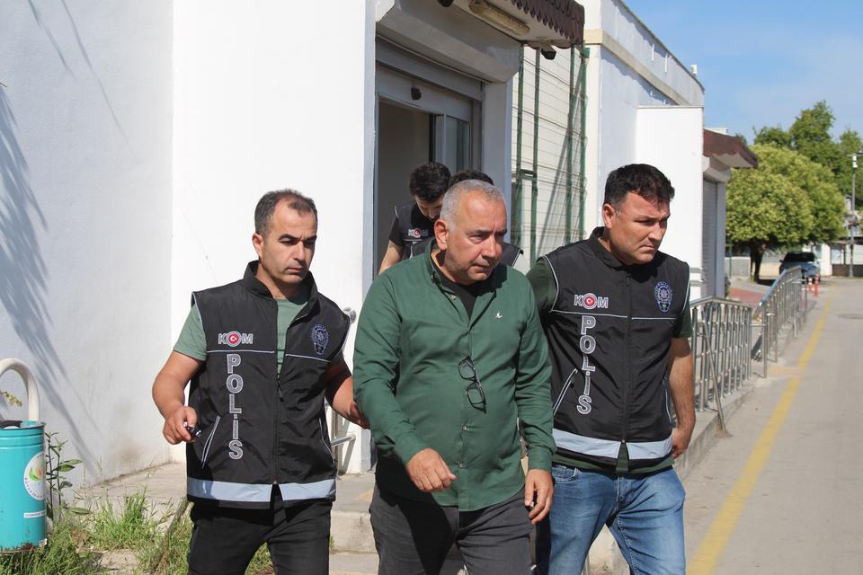 Başkan Tekin’in kocası da gözaltına alındı