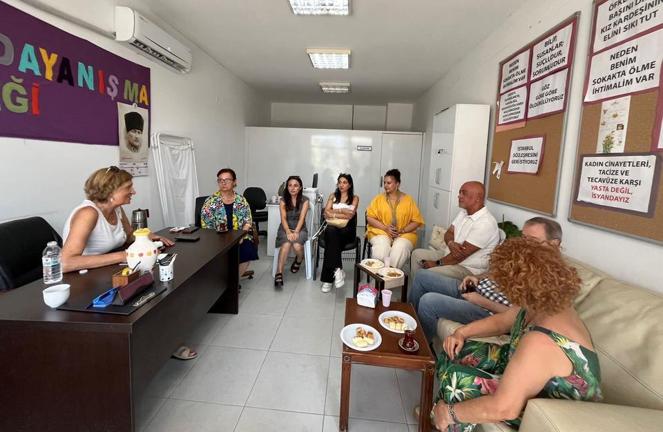 Söke Kadın Dayanışma Derneği'ne destek ziyareti