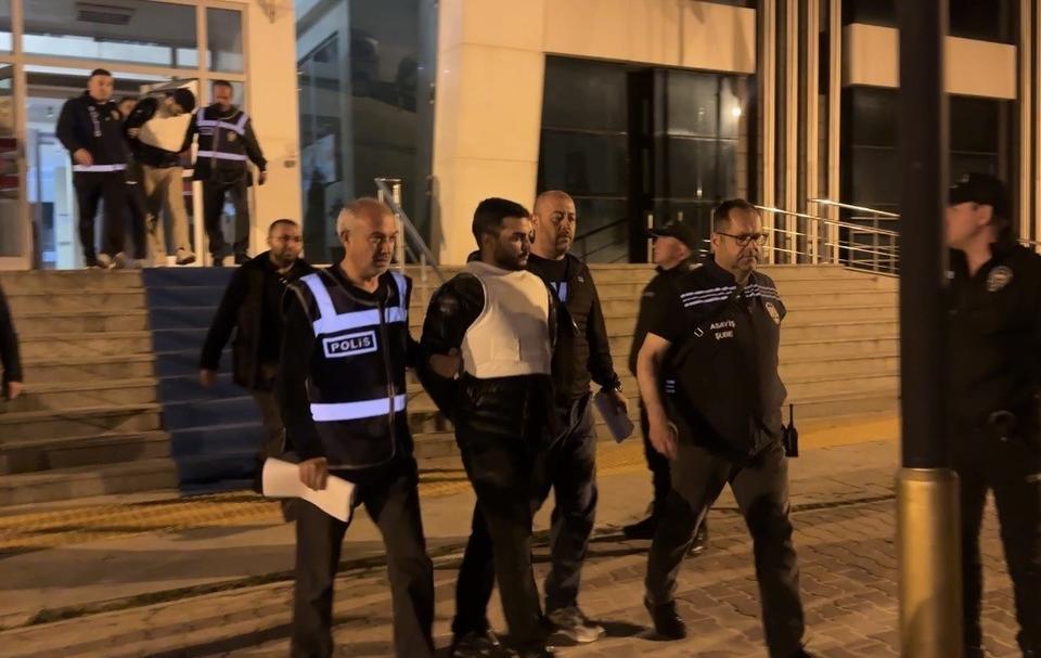 KÜBRA'YI HAYATTAN KOPARANLAR, SOSYAL MEDYA HESABINA GİRİP YAŞIYOR SÜSÜ VERMİŞ ACILI AİLE 30 YAŞINDAKİ KÜBRA YAPICI'NIN VÜCUT BÜTÜNLÜĞÜ BOZULAN CENAZESİ İÇİN DNA ÖRNEĞİ VERDİ "BU İŞE EN DAHİL OLANLAR HER KİMSE EN YÜKSEK CEZAYI ALMASINI İSTİYORUM"