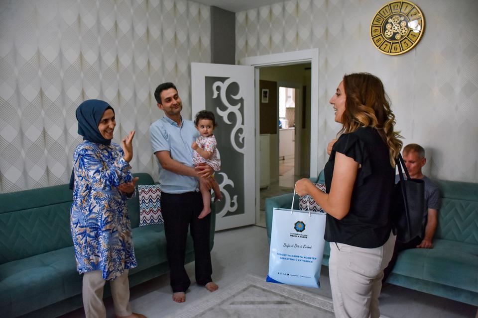 İşitme engelli ailelere 'Titreşimli Bebek Telsizi' desteği