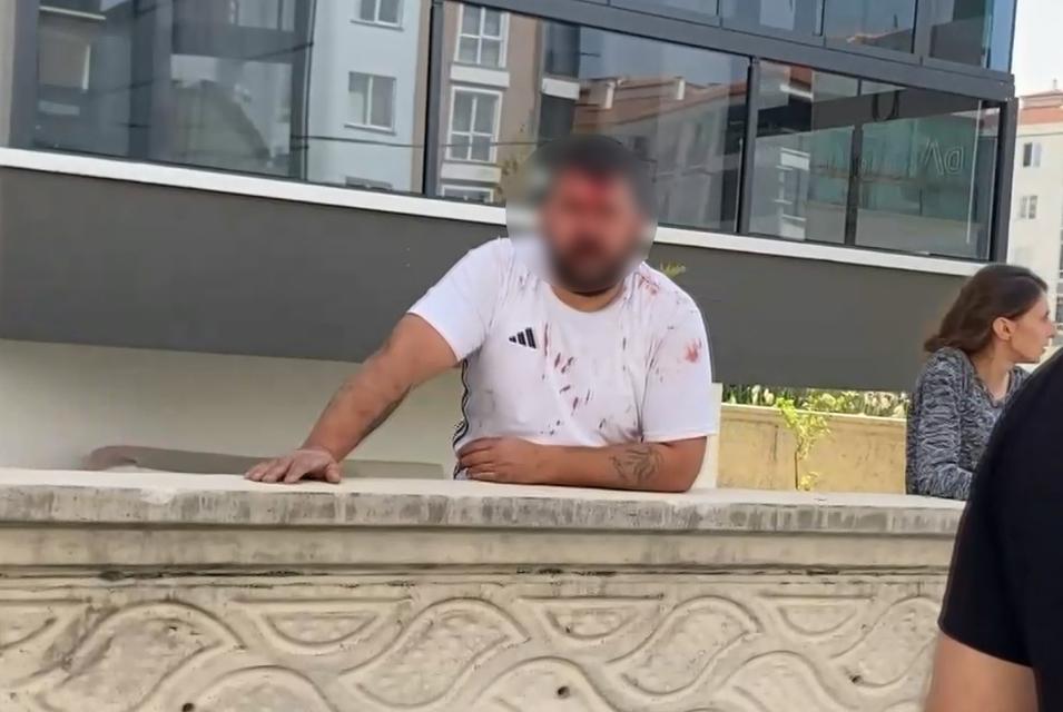 AKSARAY'DA KAZA YERİ SAVAŞ ALANINA DÖNDÜ: 2'Sİ SİLAHLA 8 KİŞİ YARALANDI ÖZEL TİM UZUN NAMLULU SİLAHLARLA KAVGAYA MÜDAHALE ETTİ