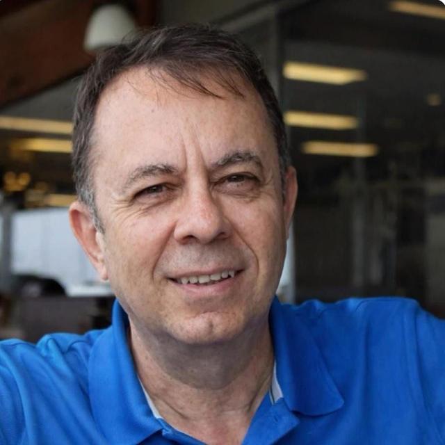 Çocuk doktoru kansere yenik düştü