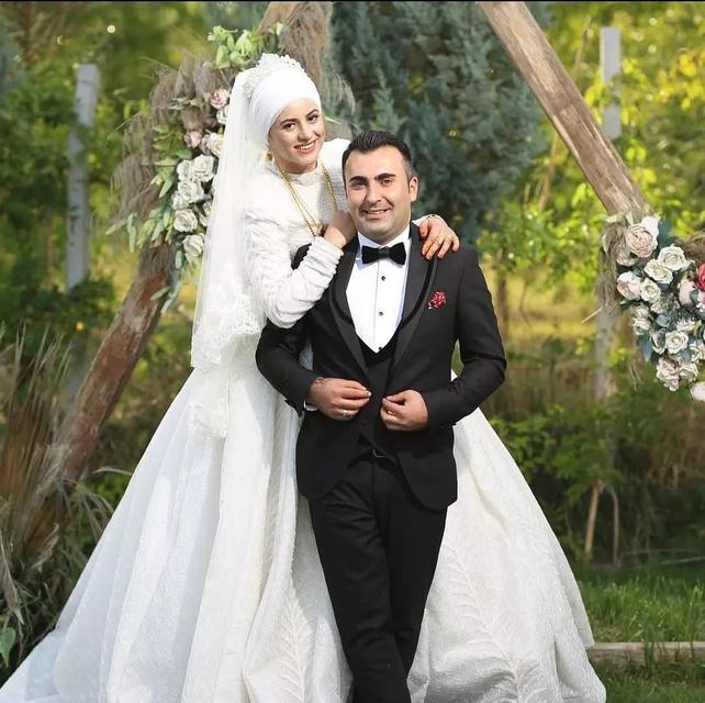 DEVRİLEN OTOBÜSTE HAYATINI KAYBEDEN YOLCUNUN AİLESİYLE BİRLİKTE 30 KİLOMETRE ÖNCE ARACA BİNDİĞİ ORTAYA ÇIKTI BABA HAYATINI KAYBETTİ, EŞİ VE 3 YAŞINDAKİ ÇOCUĞU YARALANDI