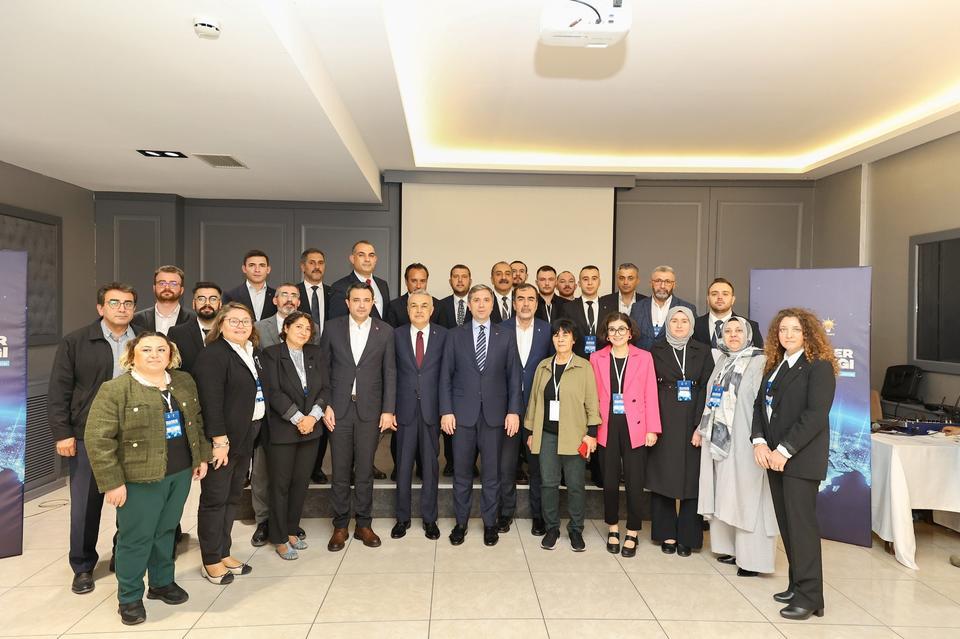 AK Parti Aydın değerlendirme toplantısında bir araya geldi