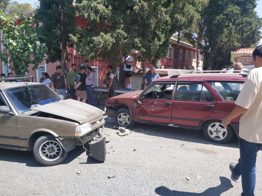 Aydın’da zincirleme trafik kazası: 2 yaralı