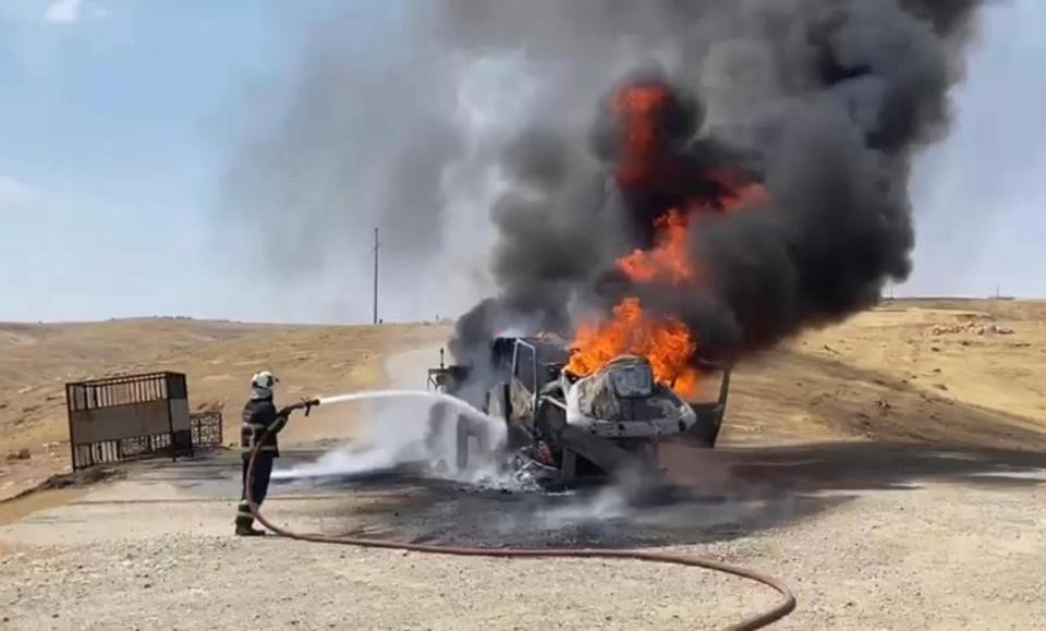 Petrol sahasında vinç alev alev yandı
