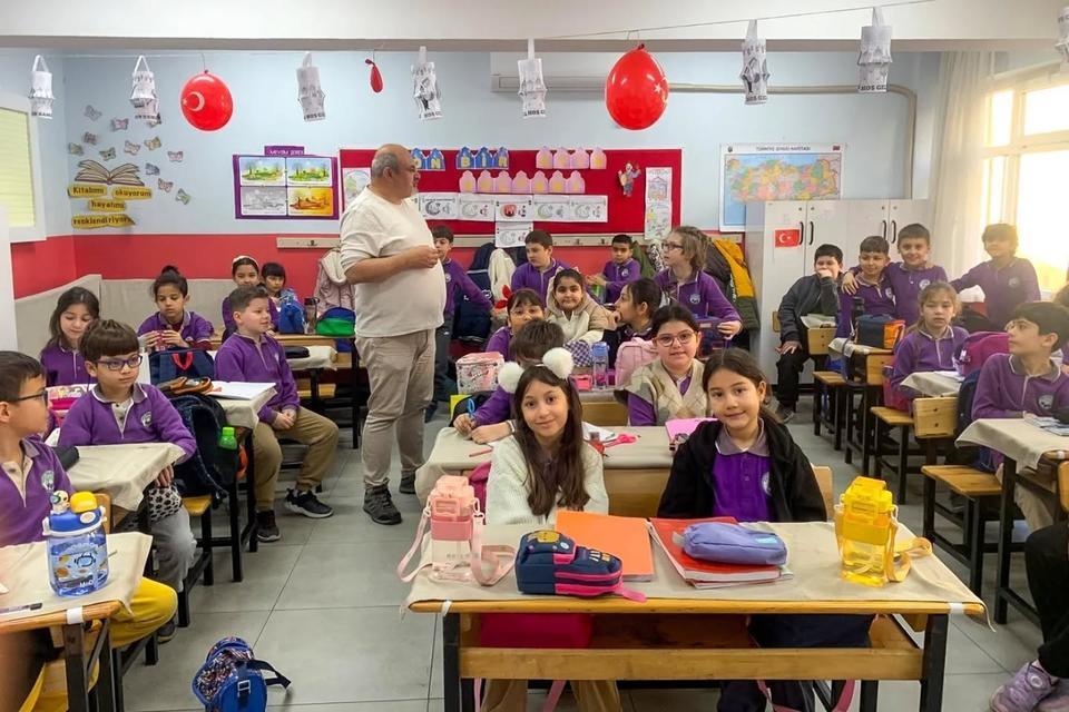 Efeler’de miniklere “Sıfır Atık” eğitimi