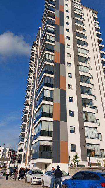SAMSUN'DA VAHŞET: 2 ÇOCUK ANNESİ KADIN BOĞAZI KESİLEREK ÖLDÜRÜLDÜ