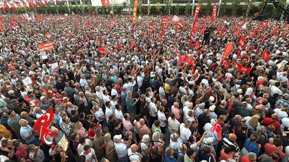 Ahmet Aras’tan Çerçioğlu’na gönderme: “Yolunu kaybedenler var”