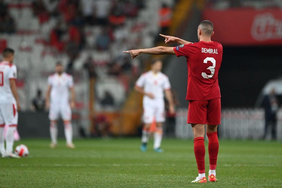Merih Demiral kimdir? Savunmanın sert ve mücadeleci lideri