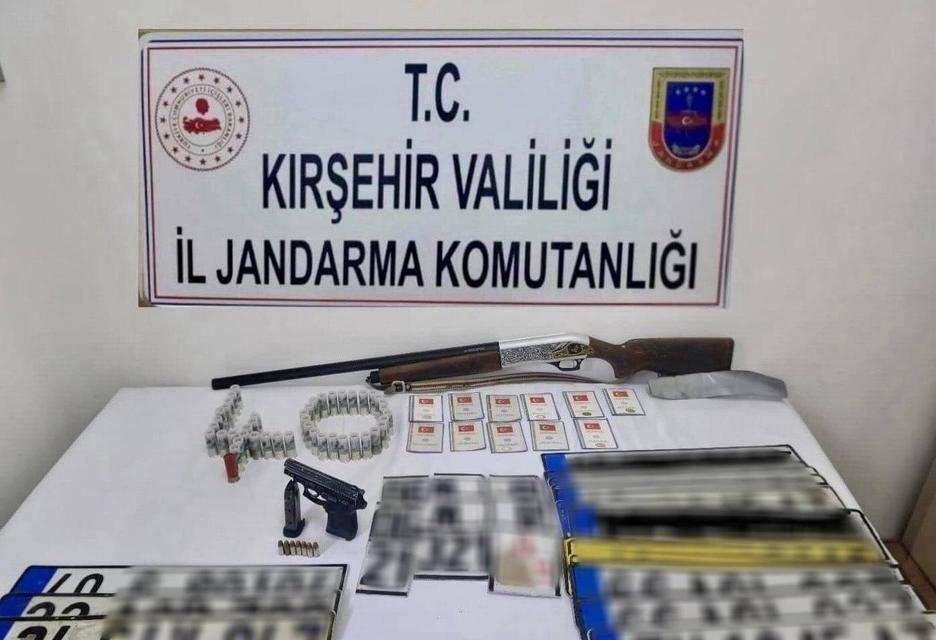 Sahte plaka basan kişi yakalandı