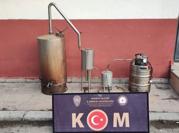 577 litre kaçak alkol ele geçirildi