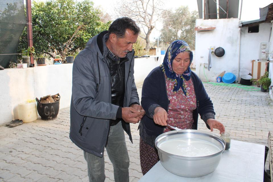 KAYMAK TALEBİ ÇOK, YETERLİ MANDA YOK BOZDOĞAN'IN MANDA KAYMAĞI İLGİ GÖRÜYOR