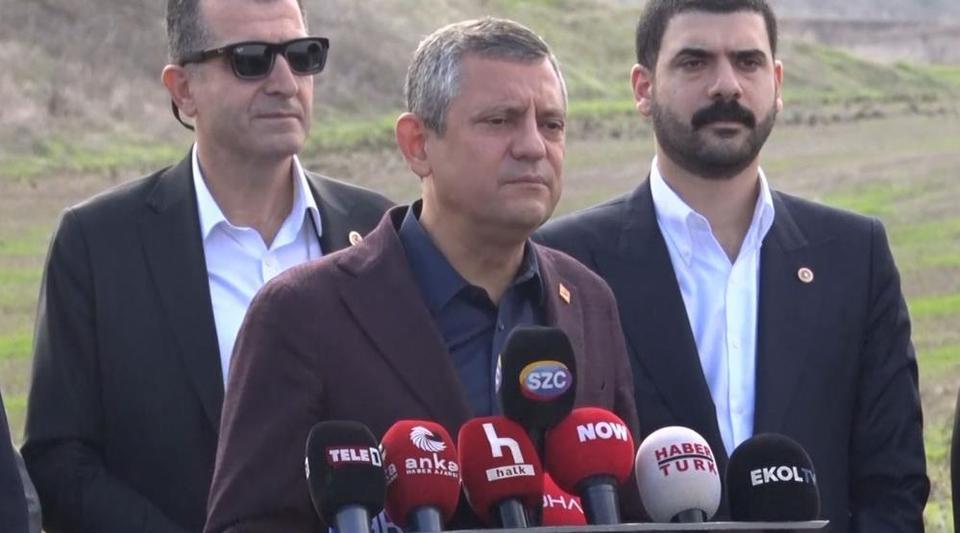 CHP Genel Başkanı Özel'den 39. Kurultay sürecinin iptali talebine tepki