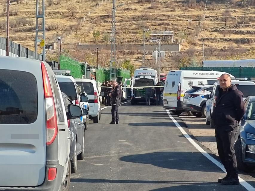 Kayınvalidesini öldürüp intihara kalkışan kişi öldü