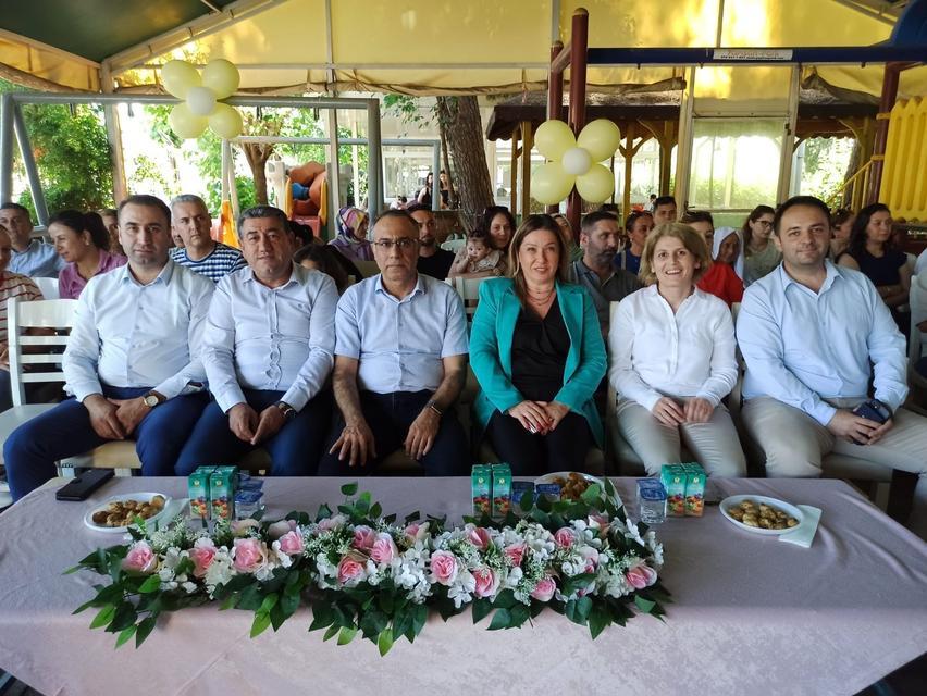 AYDIN DEVLET HASTANESİ KREŞİ'NDE MEZUNİYET COŞKUSU