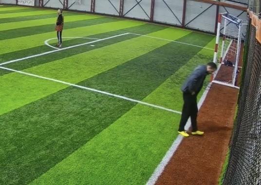 Halı saha maçında kalbine yenik düşen aşçı hayatını kaybetti