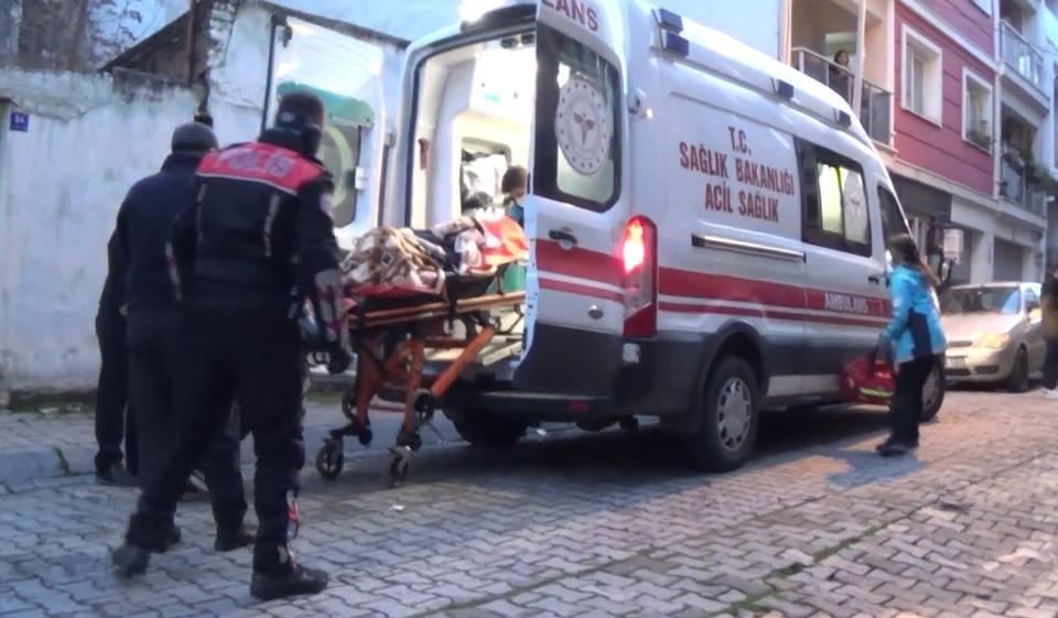 Aydın'da haber alınamayan kadın yatağında baygın bulundu