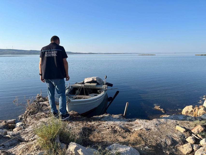 Didim'de ekipler dalyanlarda kontrol yaptı