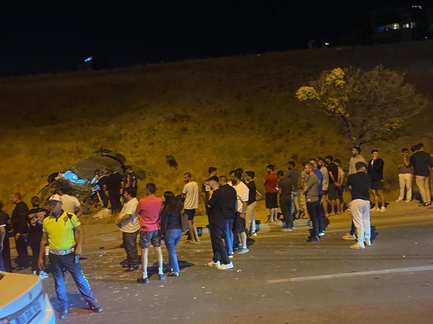 Otomobil takla attı: 1 ölü, 1 yaralı