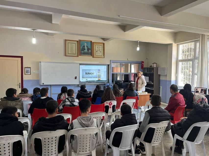 BALTAKÖY ORTAOKULU ÖĞRENCİLERİNE MESLEKİ EĞİTİM TANITILDI