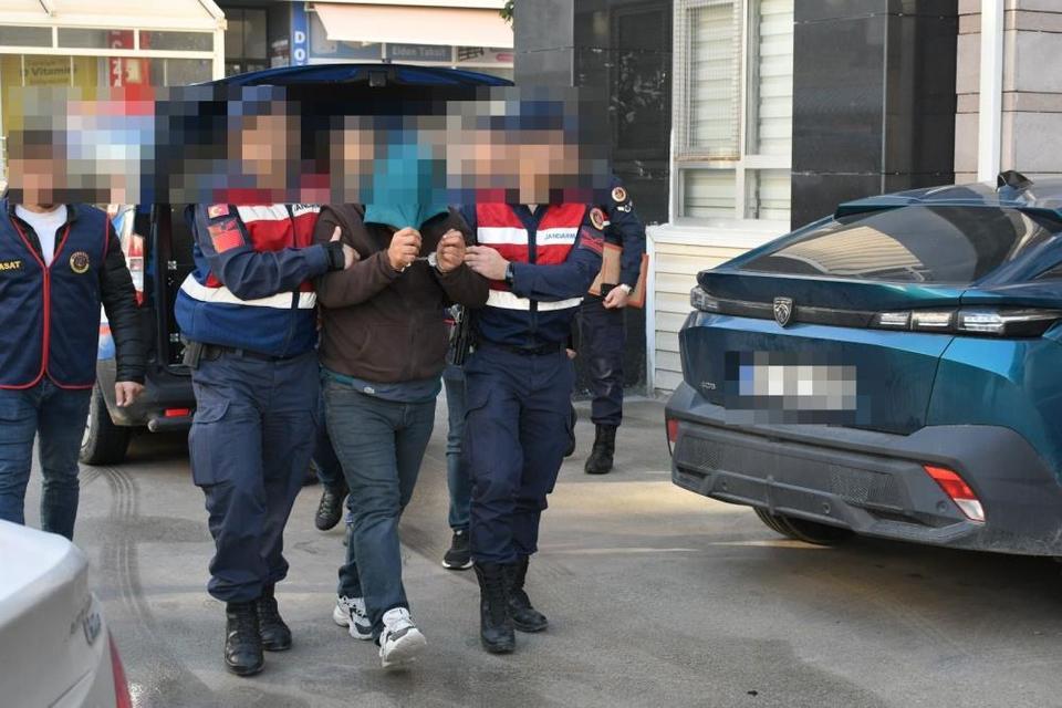 Aydın'da 15 yıldır aranan PKK/KCK firarisi yakalandı