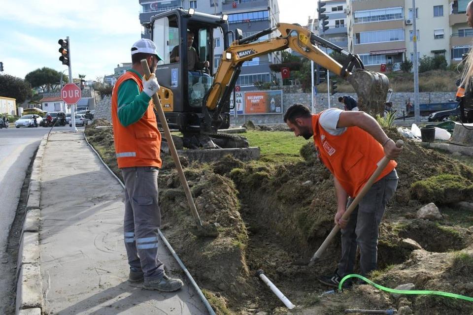 Kuşadası Belediyesi'nden çevreye duyarlı peyzaj uygulaması